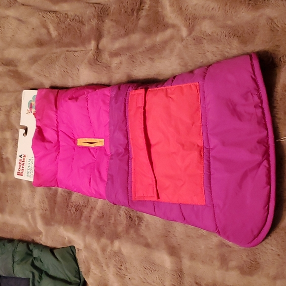 Boots and Barkley Other - Boots and Barkley Medium Puffer Vest for dogs.